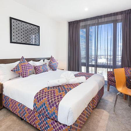 City Edge Dandenong Apartment Hotel Exterior foto