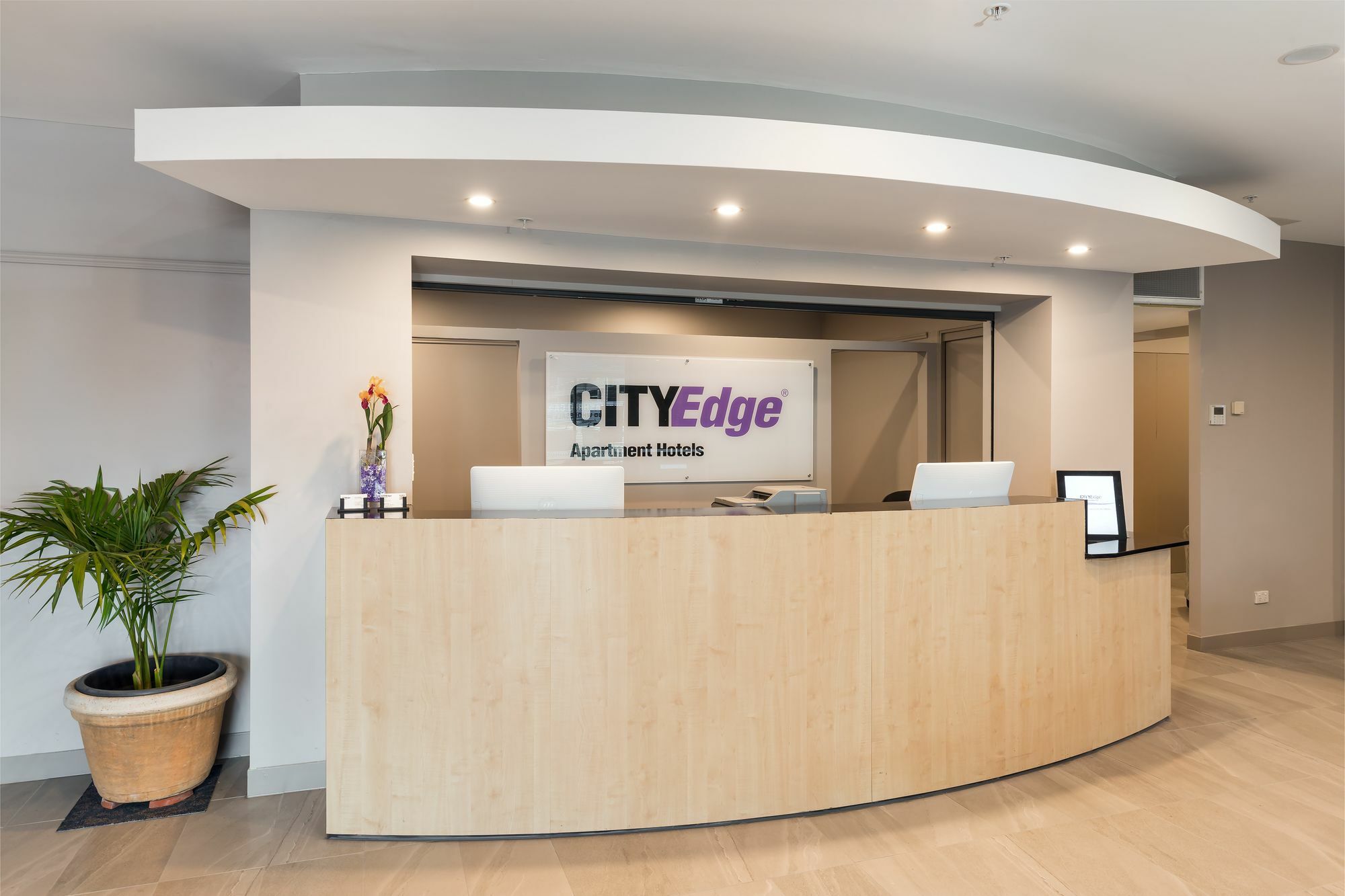 City Edge Dandenong Apartment Hotel Exterior foto
