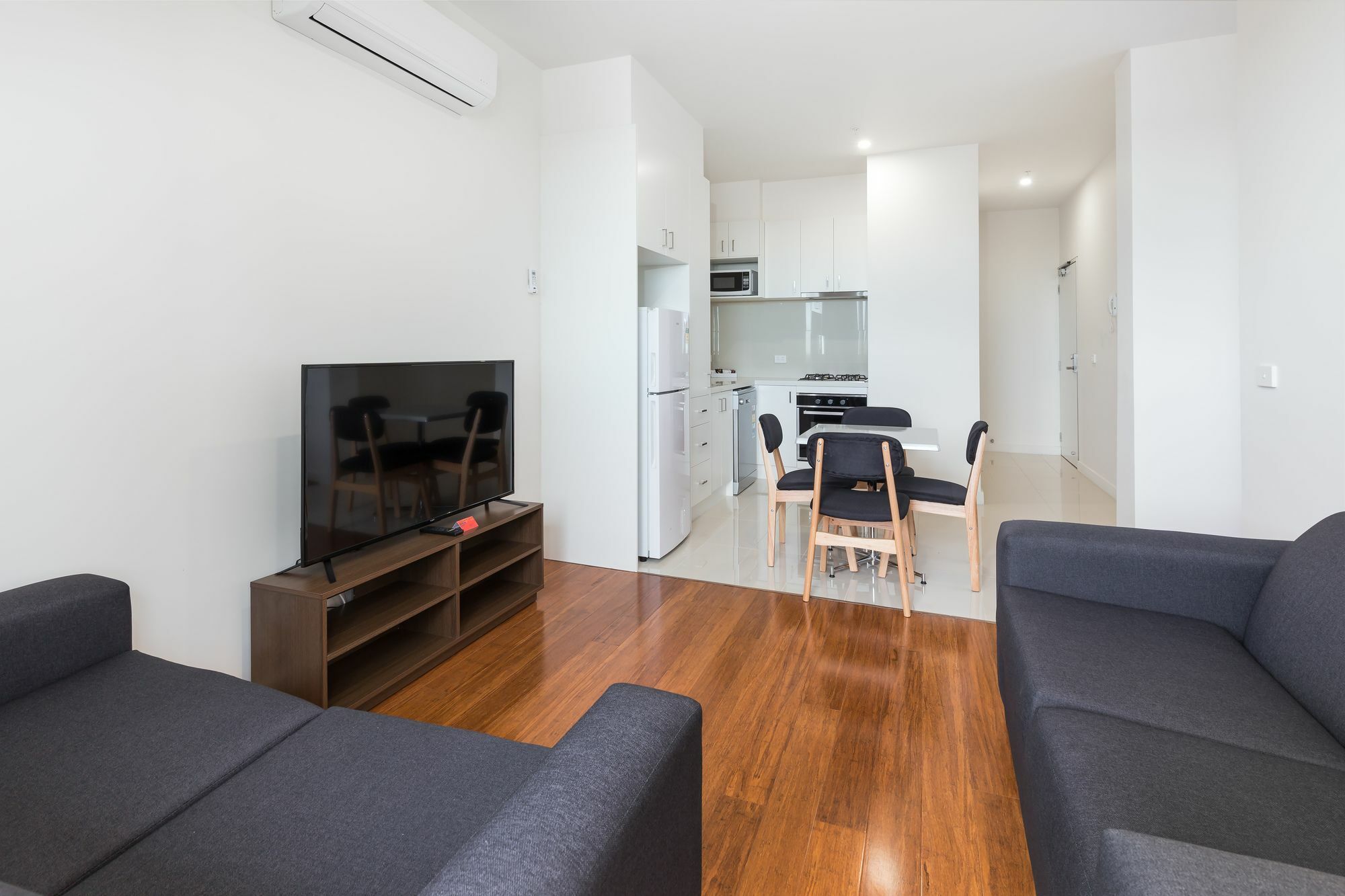 City Edge Dandenong Apartment Hotel Exterior foto