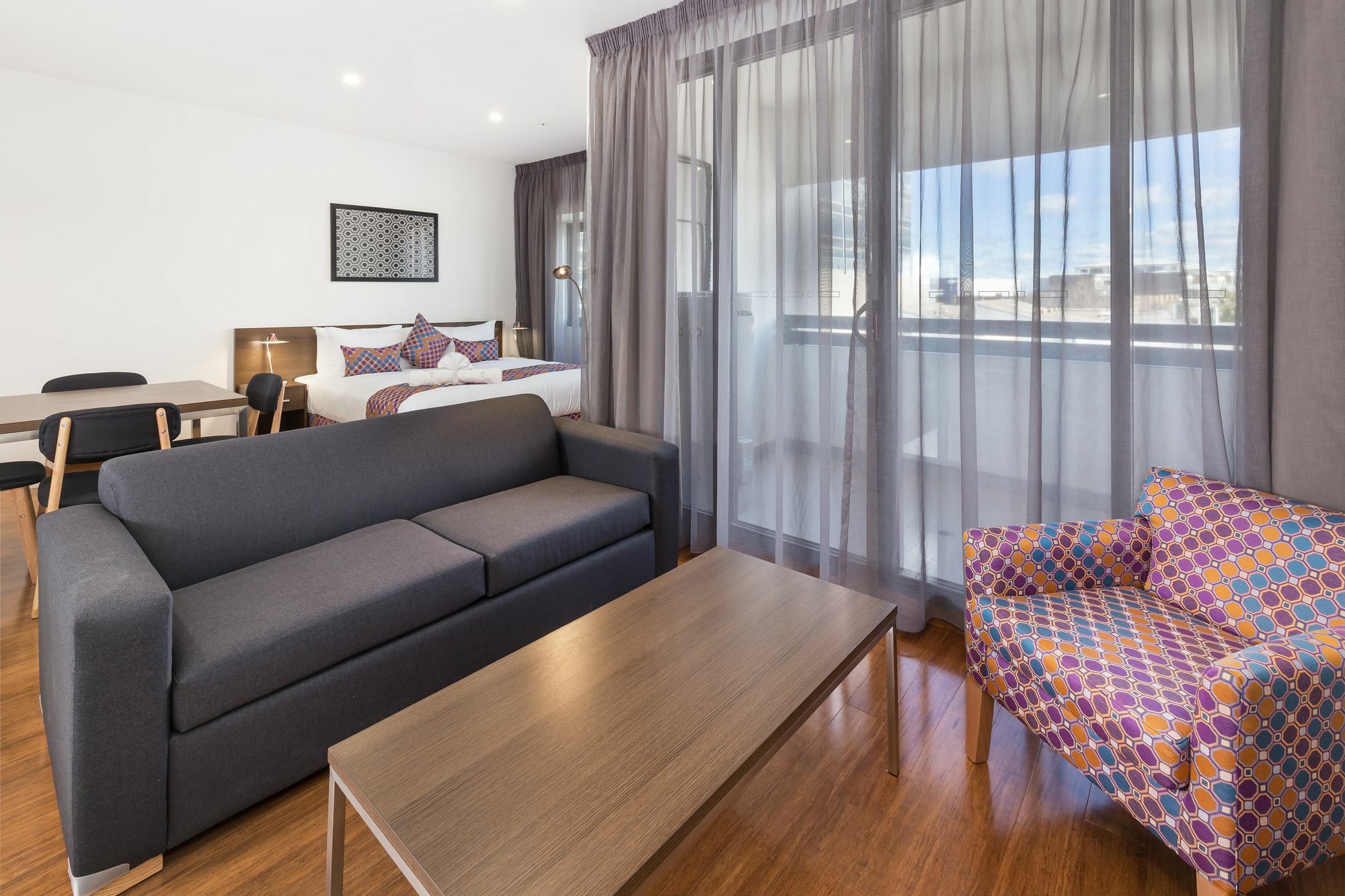 City Edge Dandenong Apartment Hotel Exterior foto